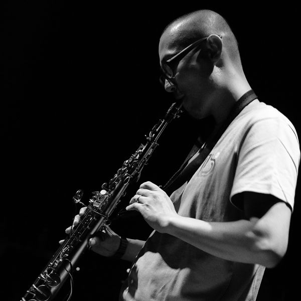 Fichier:Uyama Hiroto.jpg