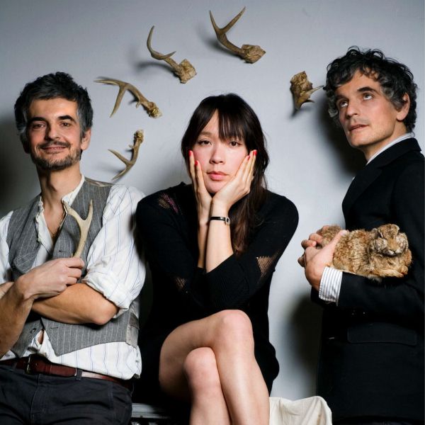 Fichier:Blonde Redhead.jpg