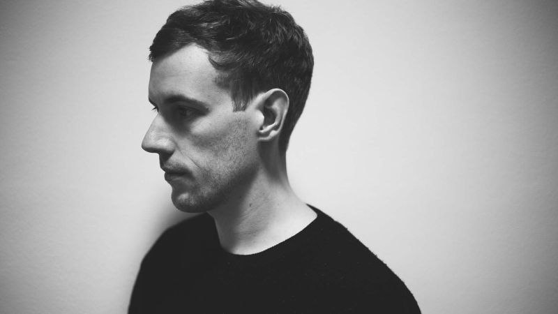 Fichier:Tom Day background.jpg