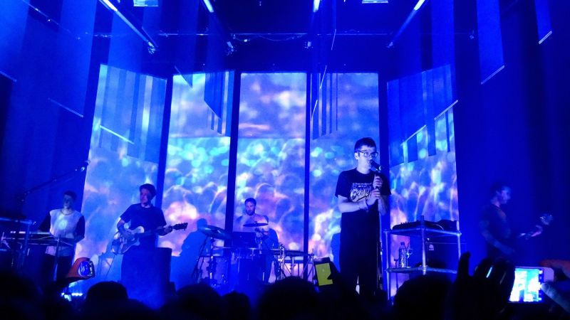 Fichier:Fauve background.jpg